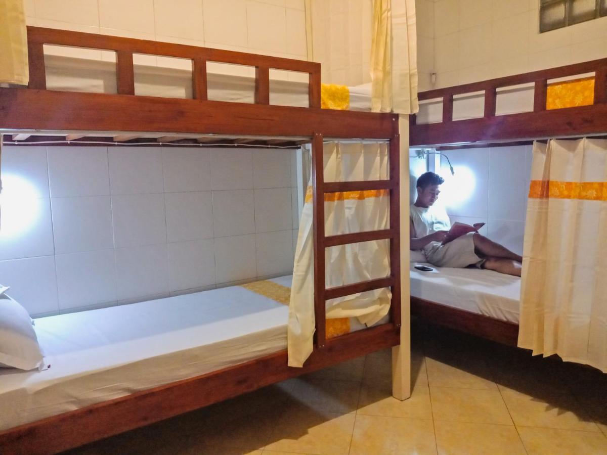 Liem Heritage Hostel Γιογκιακάρτα Εξωτερικό φωτογραφία