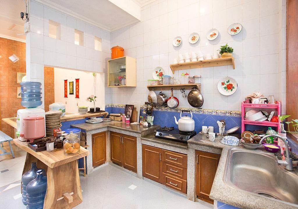Liem Heritage Hostel Γιογκιακάρτα Εξωτερικό φωτογραφία
